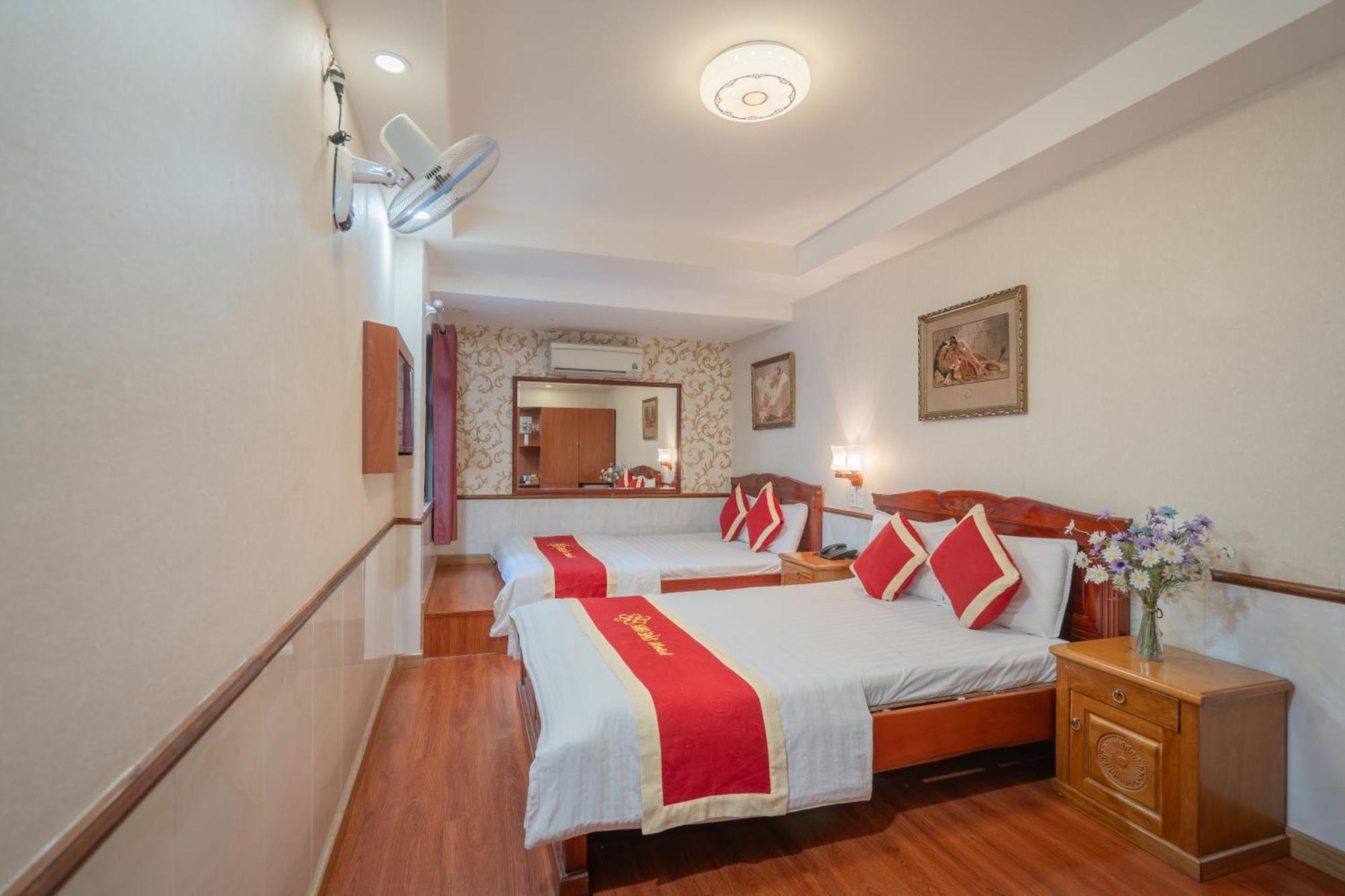 Hotel Nhu Y 2 Thành Pho Ho Chí Minh Esterno foto