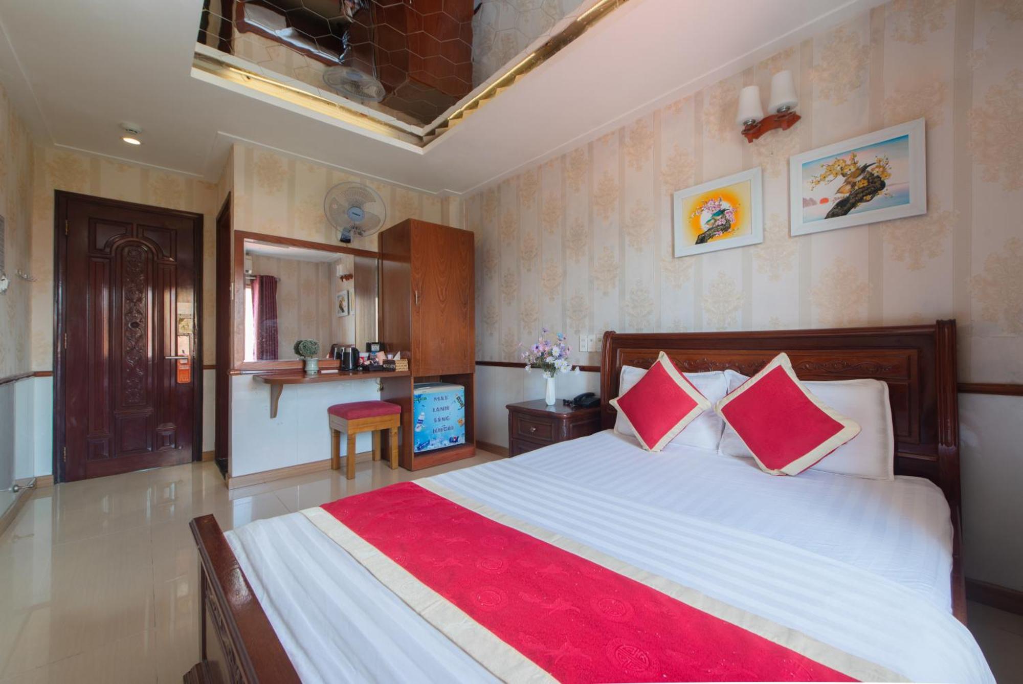 Hotel Nhu Y 2 Thành Pho Ho Chí Minh Esterno foto